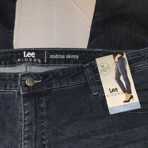 New Lee Riders Jean's Size 24x29 - Picture 4 of 6
